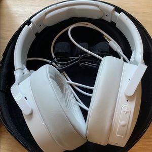 Skullcandy Hesh III Bundle